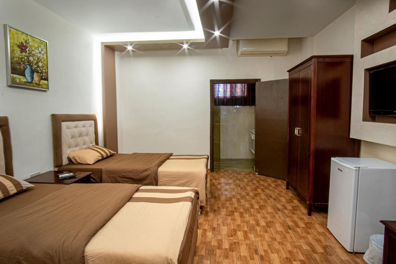 Al Riyati Hotel Apartments Акаба Экстерьер фото