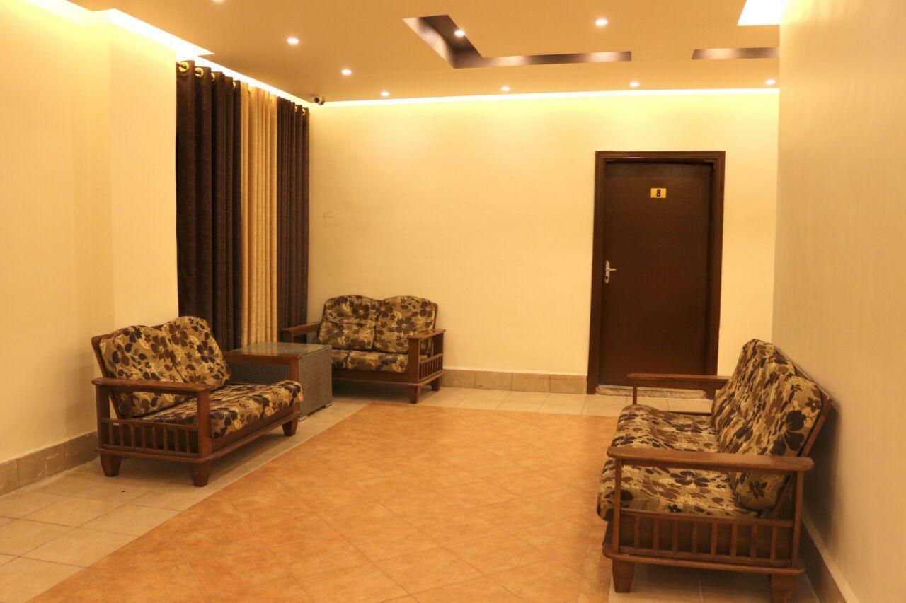 Al Riyati Hotel Apartments Акаба Экстерьер фото