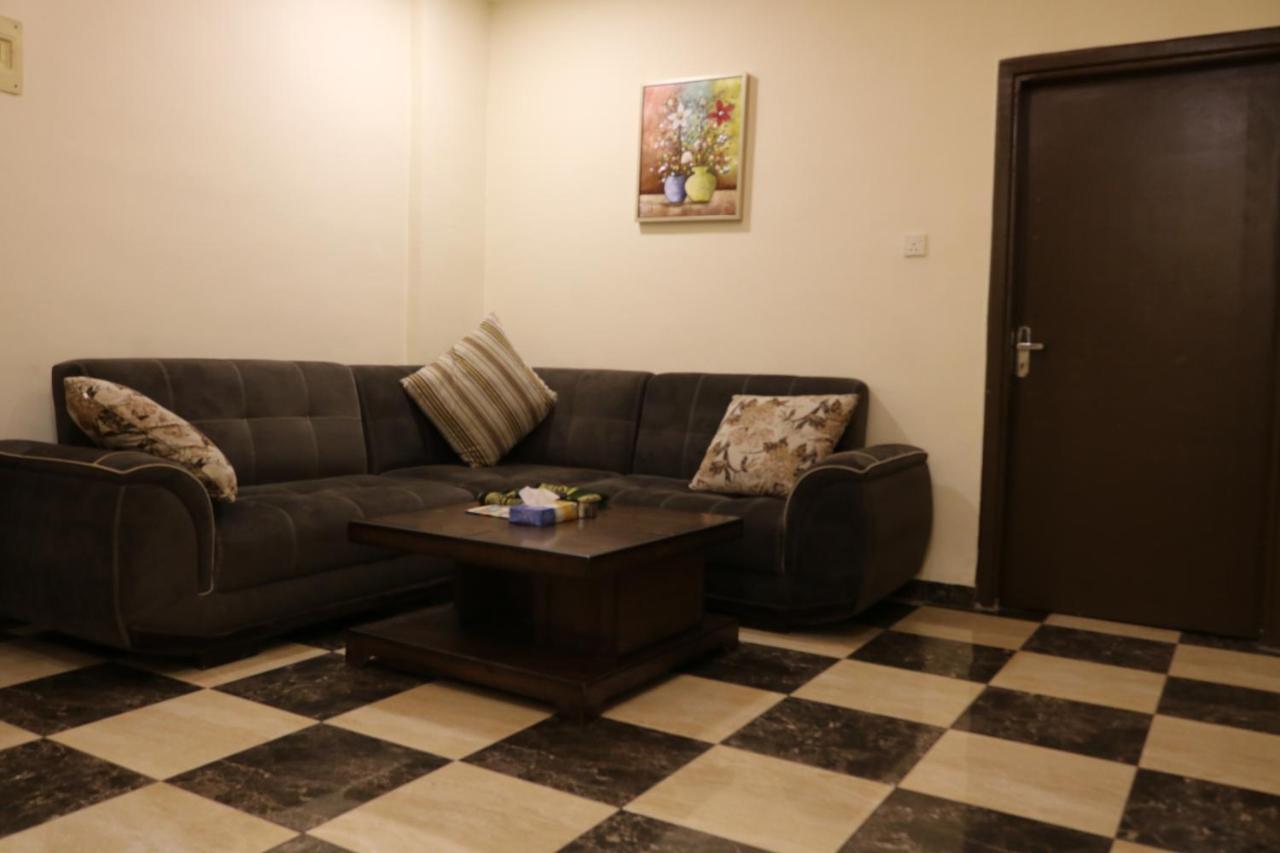 Al Riyati Hotel Apartments Акаба Номер фото